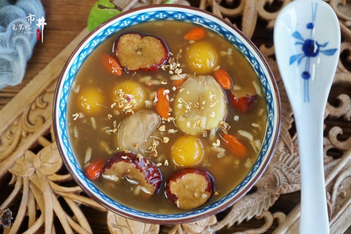 原创冬天,板栗和南瓜是绝配,聪明人常用来煲汤,身子"火力旺"