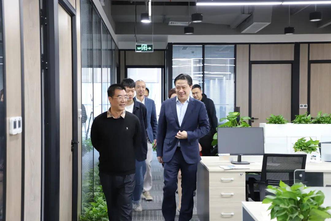 林锡波同志带队走访深圳多家企业_科大讯飞公司_汕头_弘智