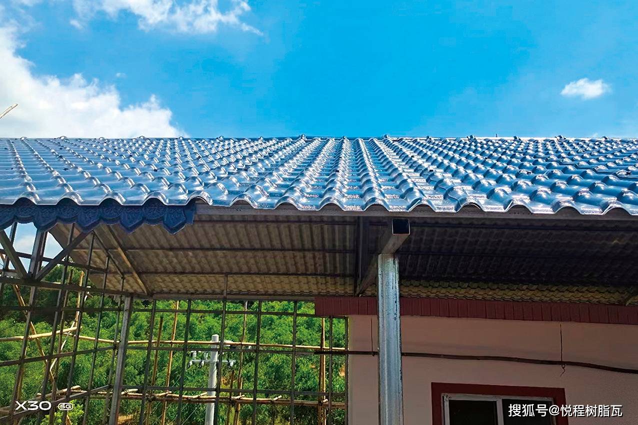 新型环保屋面装饰材料——合成树脂瓦