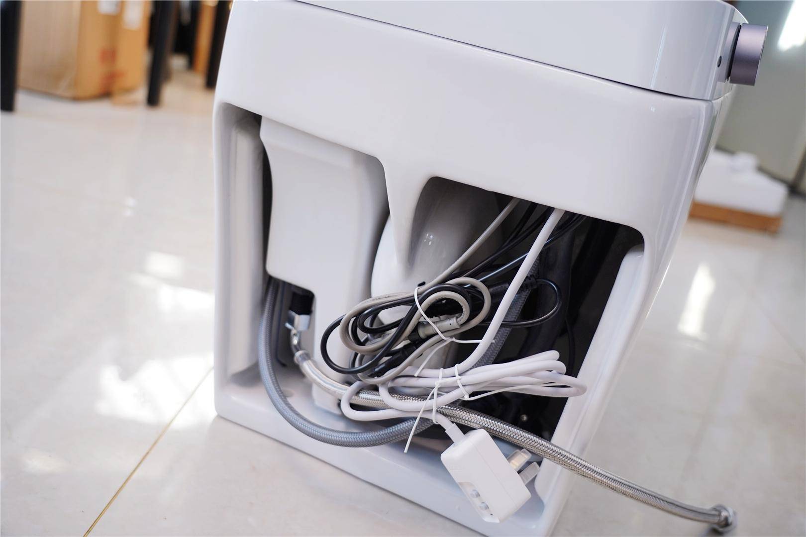 增压新科技,脚触冲水,恒温加热,这就是智米智能马桶一体机c1