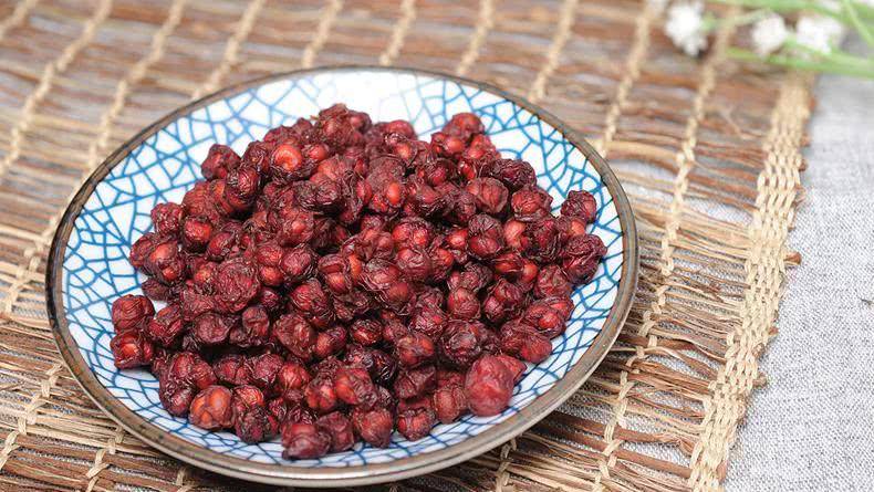 生活|38岁富二代肩膀疼痛，肝病恶化，医生：出现4种不适，建议早查肝