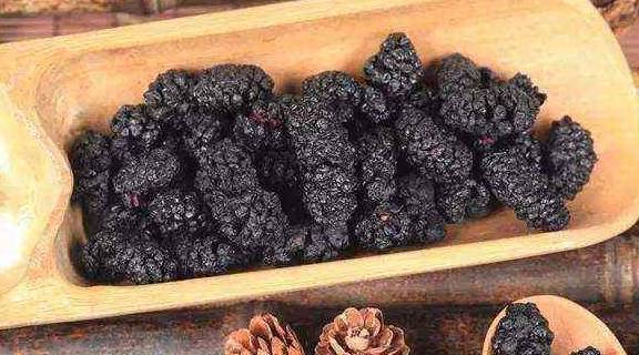 劲敌|这种零食,是前列腺炎的“劲敌”,激发雄激素,让肾不再亏损!