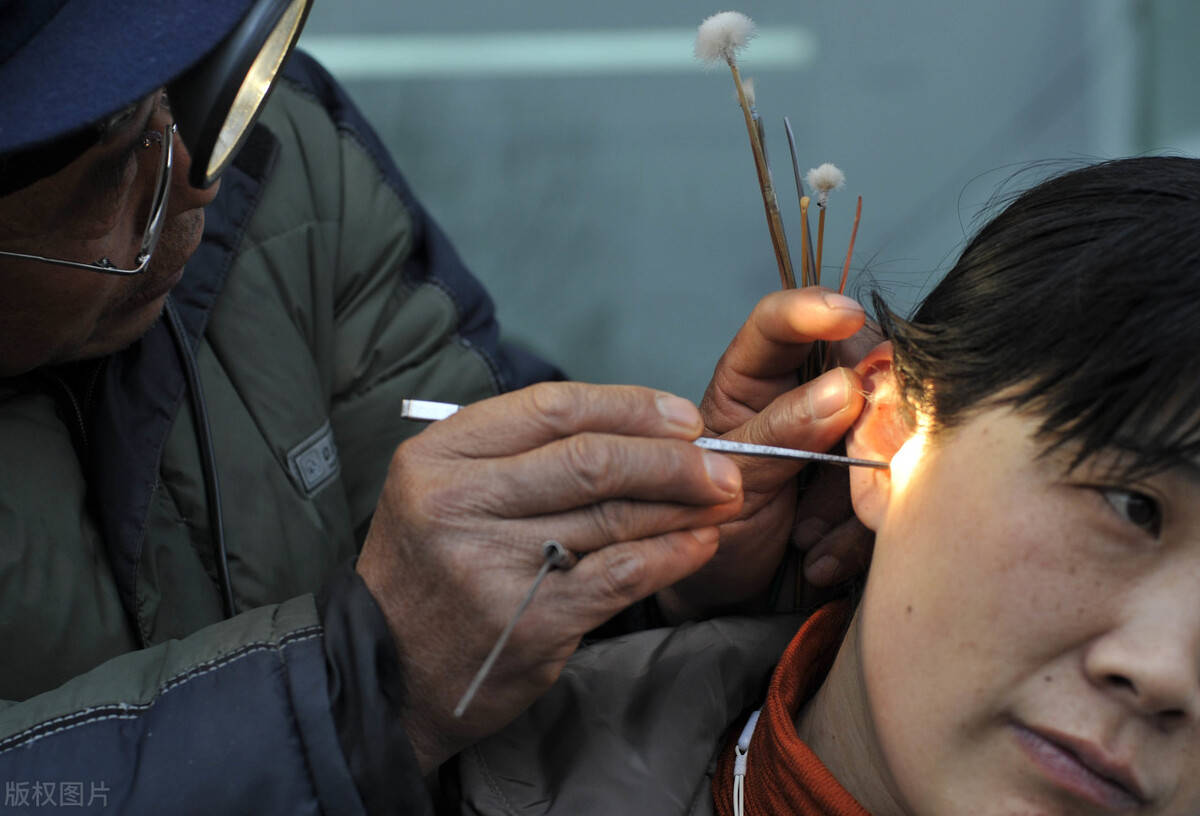 入冬后,头上这两处经常揉一揉,让你肾气凌人,气血通畅_按摩_耳朵_方法