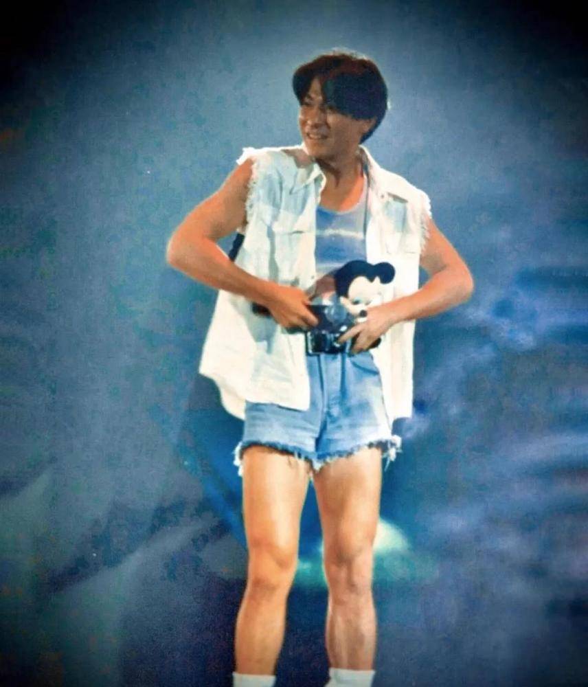 李小龙 在“穿得野”这回事上，20年前的港圈巨星说了算
