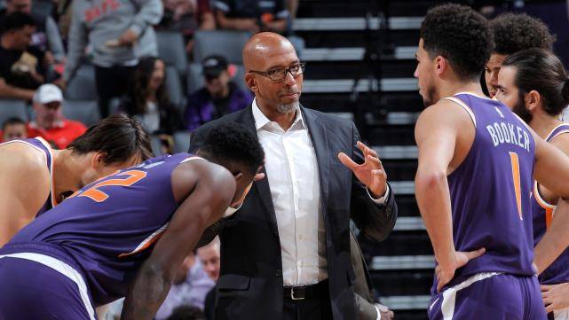 预测|奥尼尔转发NBA奖项预测：库里加冕MVP 蒙蒂成最佳教练