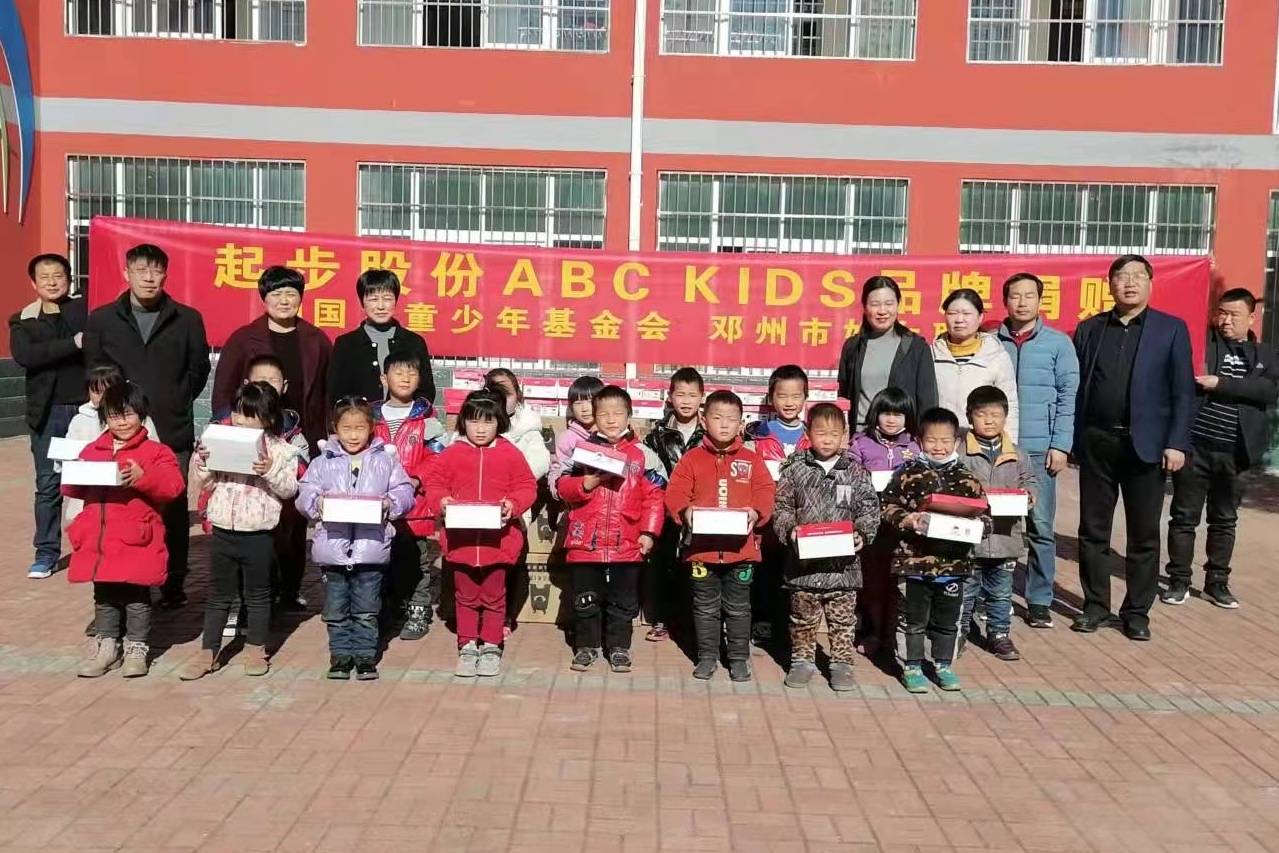 双拥共建，童心筑梦！邓州市城区第十一小学校开展小学生进军营实践活动-大河新闻