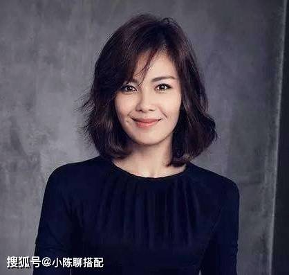 卷发直发显老还是卷发显老？把握好这3点，换发型不出错