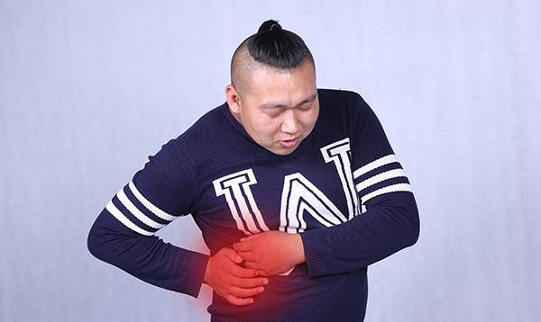 肝脏|把肝逼上绝路的行为，不止喝酒，若你经常做，肝可能已经变硬了