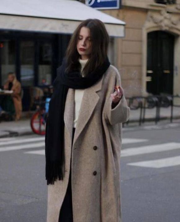 整体 “大衣+高领毛衣”才适合中年女人,5种叠穿方案,时髦整个冬天