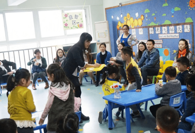 家长|武汉某区幼儿园，新员工中硕士占大半，为何家长反而喜忧参半