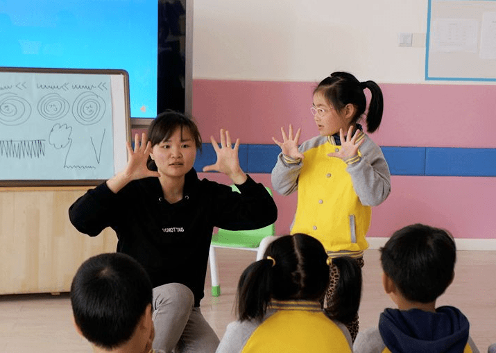 家长|武汉某区幼儿园，新员工中硕士占大半，为何家长反而喜忧参半