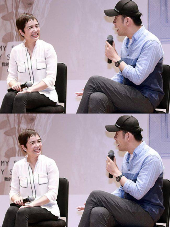 下装 白色衬衫+黑色牛仔裤