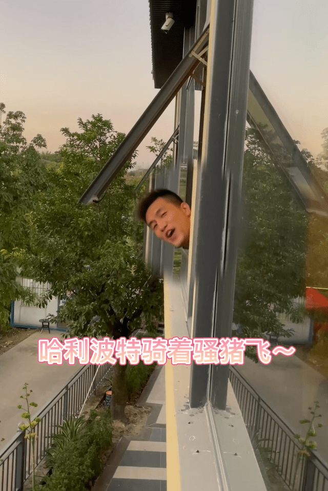 隔离|郭艾伦隔离期间，依然爱拍段子！和赵睿、赵继伟合拍视频