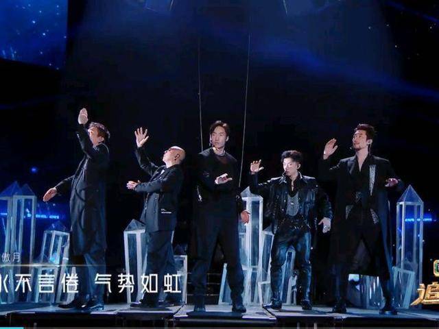 因为|《追光吧2》吴镇宇队伍走治愈系，周晓鸥队伍走动感系，各有特色