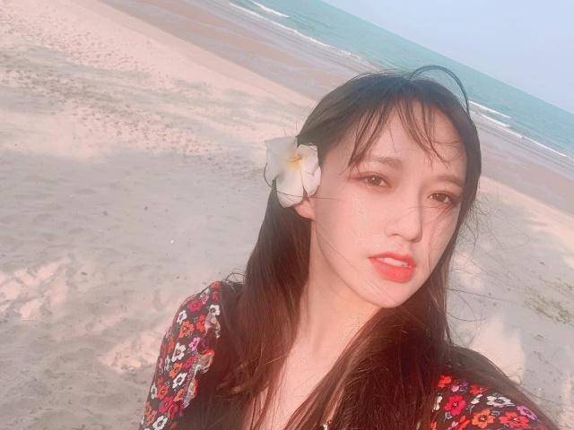 杨丞琳当女明星失去“铁刘海”，躲过了唐嫣和程潇，没料到被沈月圈粉了