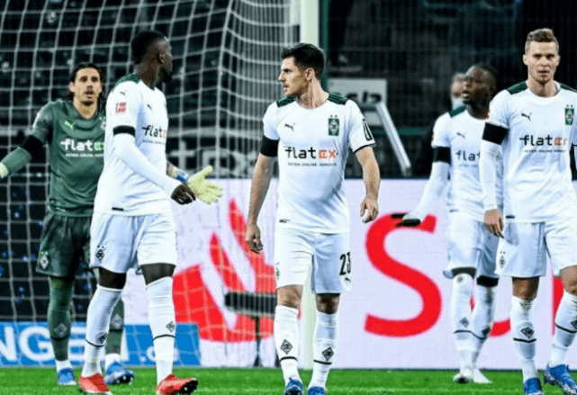 曼聯|足壇刺激一夜：中國留洋第2冠！角球直接破門，連追4球+25分鐘5-0