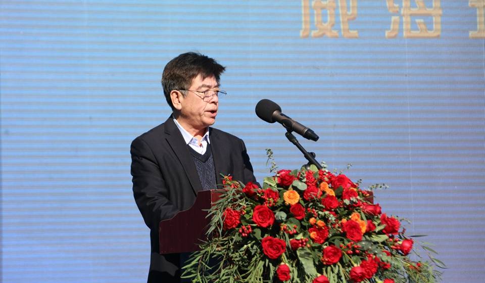 青岛农业大学威海现代农业产业学院揭牌成立_发展_高书良_刘新民