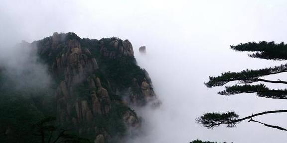 名山什么川成语_秋名山车神开的什么车