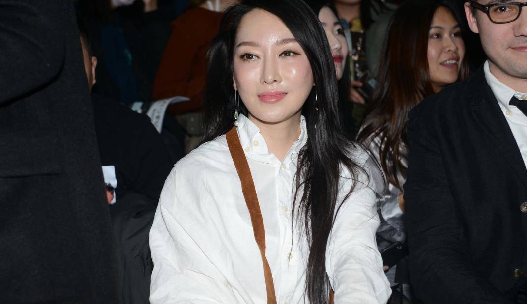 萨顶顶原名叫什么?她的代表作有哪些