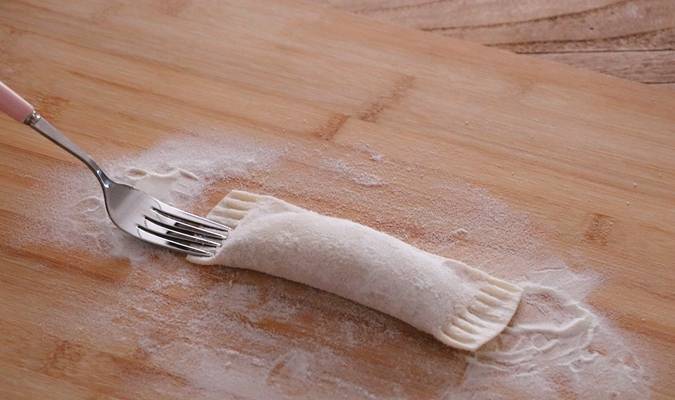 蔬菜|必备懒人早餐，不和面不早起，蒸8分钟就能吃，省事又营养