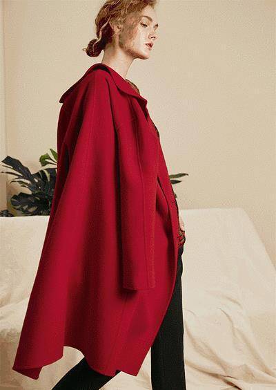 漂亮 今年漂亮女人选“彩色款”,时髦又多彩很亮丽