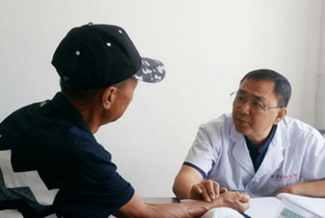 陈建|肝内有癌，腹部先知！不论男女，腹部出现3异常，多半是肝“扛不住了”