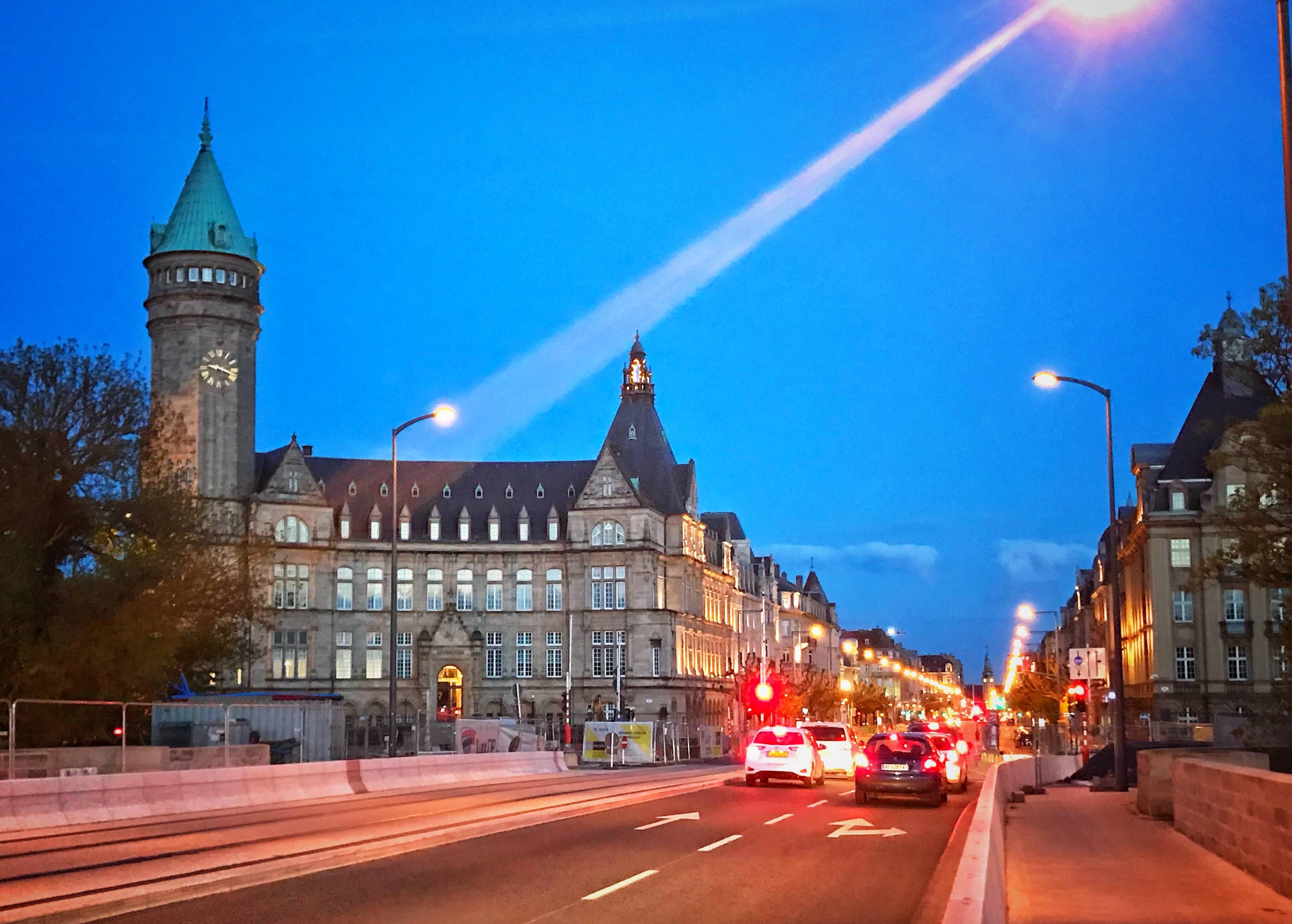 卢森堡大公国_国家_银行