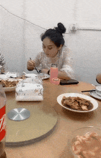 新郎搞笑GIF趣图：这是一条有故事的二哈