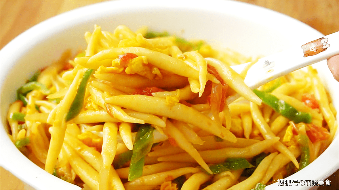 炒肉丝|冬天干燥易上火,多给家人吃这11道降火菜,润肺降燥,常吃少生病