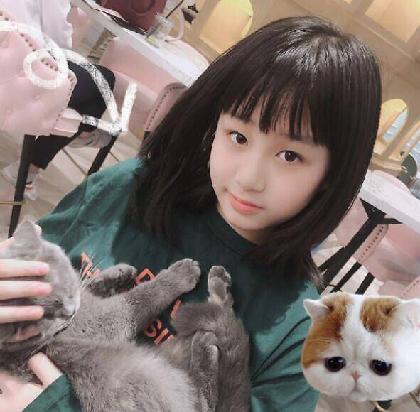 吴熙儿|最帅“张无忌”女儿近照曝光，长大得她亭亭玉立，比妈妈还漂亮