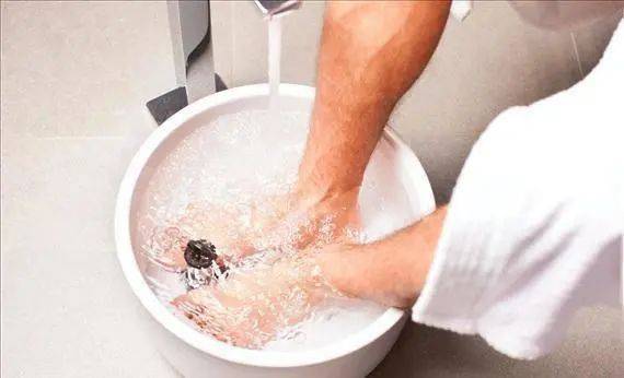 人体|晨起后,3个短命习惯,3个长寿习惯,哪一种你占得比较多?