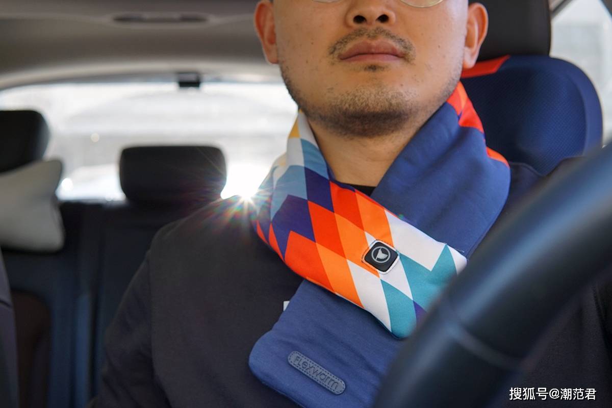 御寒新姿势,飞乐思智能发热围巾让这个冬天暖暖的_范君_移动电源_充电