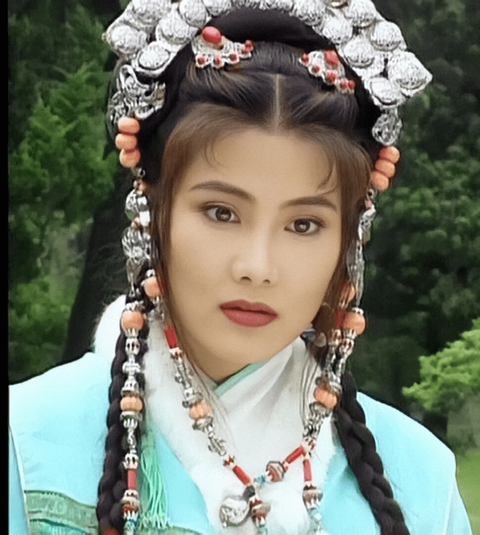 萧蔷变丑遭前男友嫌弃，为变美却断送前程，女星整容翻车实在太惨