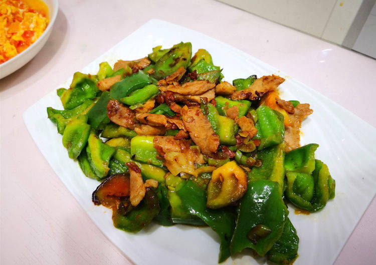 营养|晒晒媳妇做的早餐,营养丰富又解馋,做法却很独特,很多人没吃过