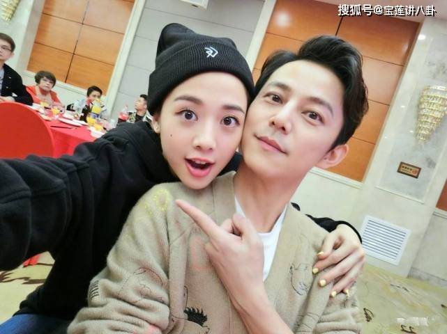 》他是绝对的男主角央视的《李小龙传奇2021/12/