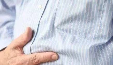 青色|肝脏不好的人,身体会出现6种表现,若没有,肝脏还算健康