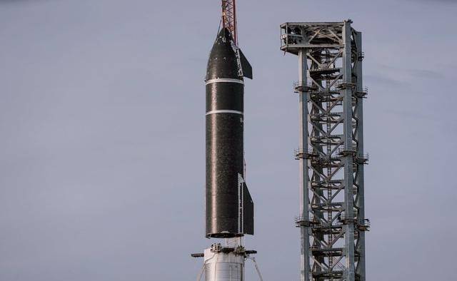 nasa选出artemis计划宇航员,他们将乘坐spacex星际飞船登上月球_阿尔