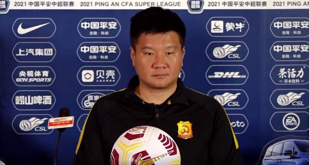 李金羽：上一场比赛已成为过去，三镇冲超对武汉足球非常有意义…