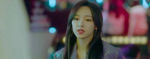 因为|良言写意：罗云熙瘦到脱相，面部瘦削气色差，小鱼仙倌滤镜尽失