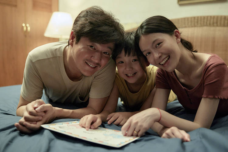 凡人|凡人之怒！肖央《误杀2》，延续父爱，一场老实人的反抗