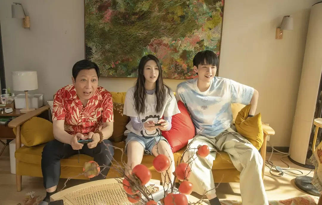 关系|「三驾马车」护航《小敏家》，现实主义如何向前一步？