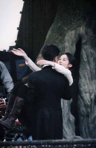 演技|《请君》还未杀青，任嘉伦又一新剧立项，网友：这女主又来毁剧？