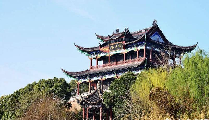 武汉冷门的名胜古迹，与黄鹤楼齐名，景色很美少有游客
