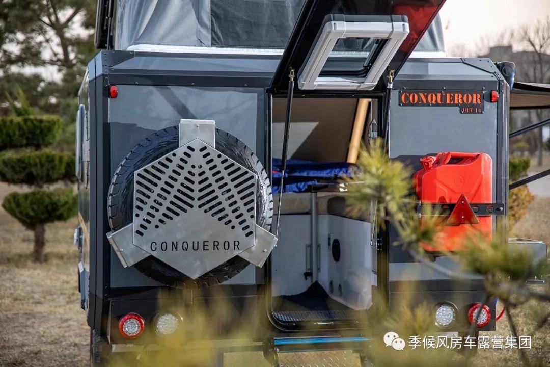 2大1小家庭绝佳选择越野硬汉康派斯cs16升顶拖挂房车