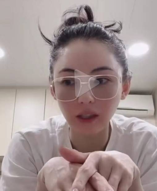 时间|张柏芝凌晨四点给儿子做早餐，与保姆分工合作，一人一种早餐