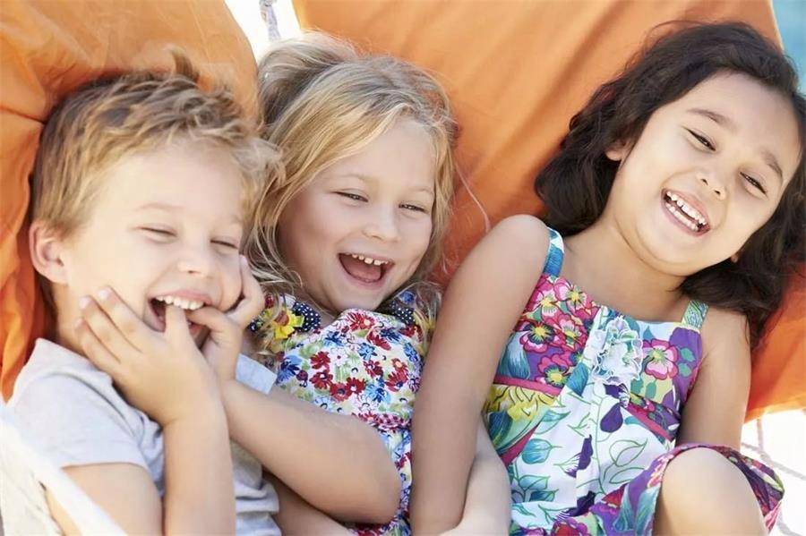 方式真|来自父母的困扰:孩子不爱吃饭,是批评好?还是追着喂好?