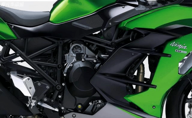 加速5秒还嫌慢 定价动辄高达十几万 这样的摩托车文化不要也罢 隆平联社