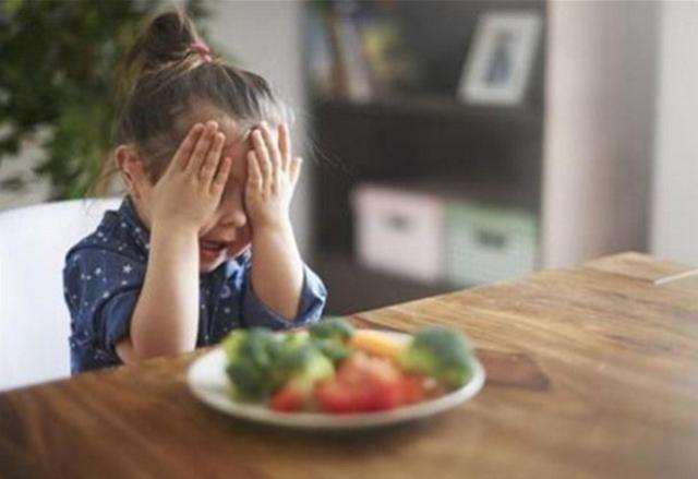 正餐|孩子不爱吃饭，为什么会挑食？如何纠正孩子的这一坏习惯呢？