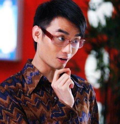 佳作|捧红靳东和王凯，王凯下跪感激知遇之恩，自己却一直默默跑龙套？