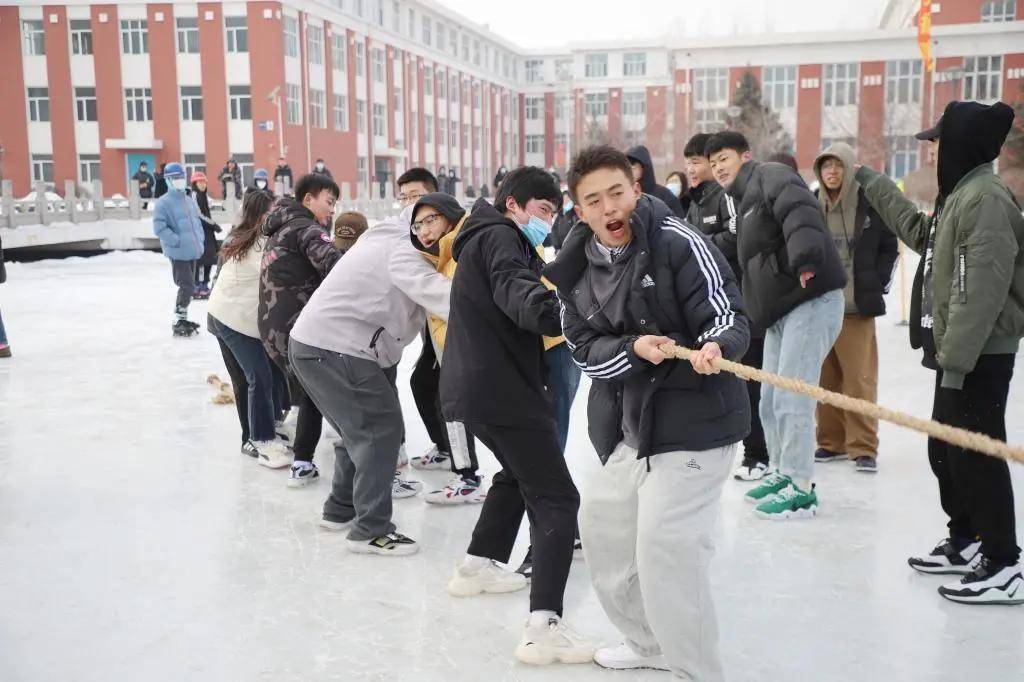 齐齐哈尔工程学院学生图片